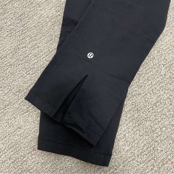 3/$20 Lululemon crop black legging - Picture 5 of 7
